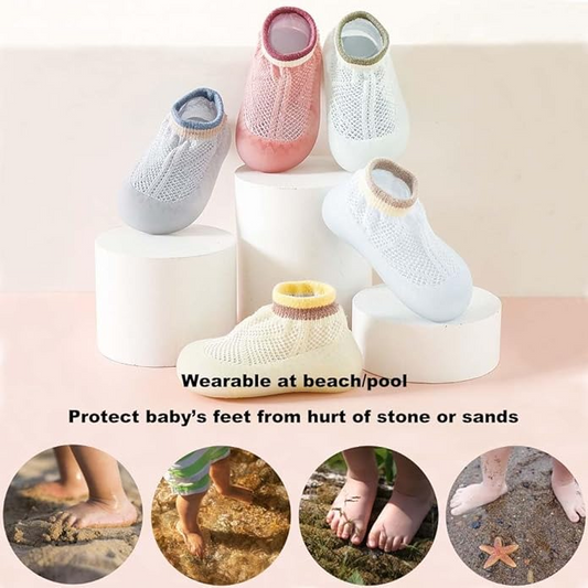 TinySteps™ - Sosete Antiderapante Respirabile pentru Copii, Stil Plasa cu Talpa
